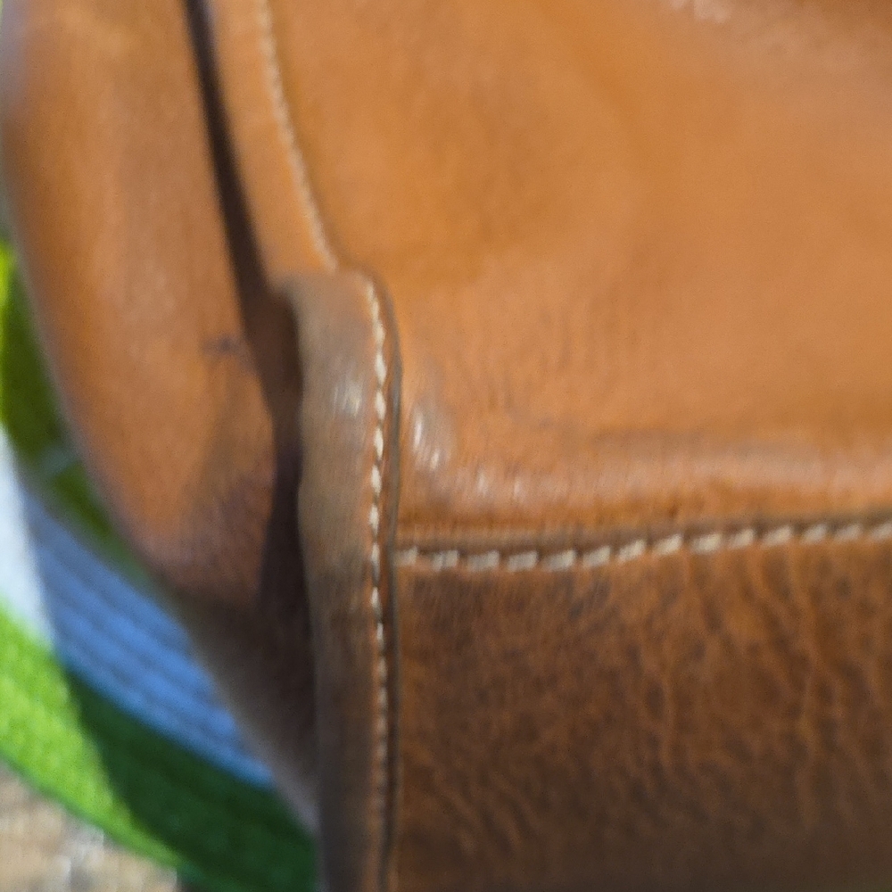 American Leather Co. Lenox Triple Entry Leather Sa - Picture 10 of 16